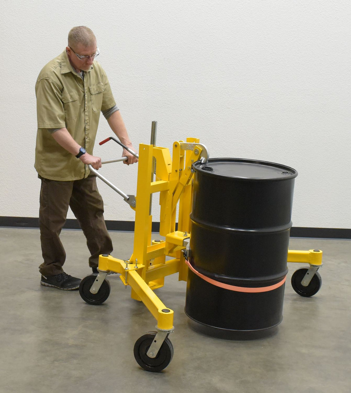 Vestil Manufacturing Corp Economical Drum Transporters– – Now available at MTN Shop US. - imagen 5