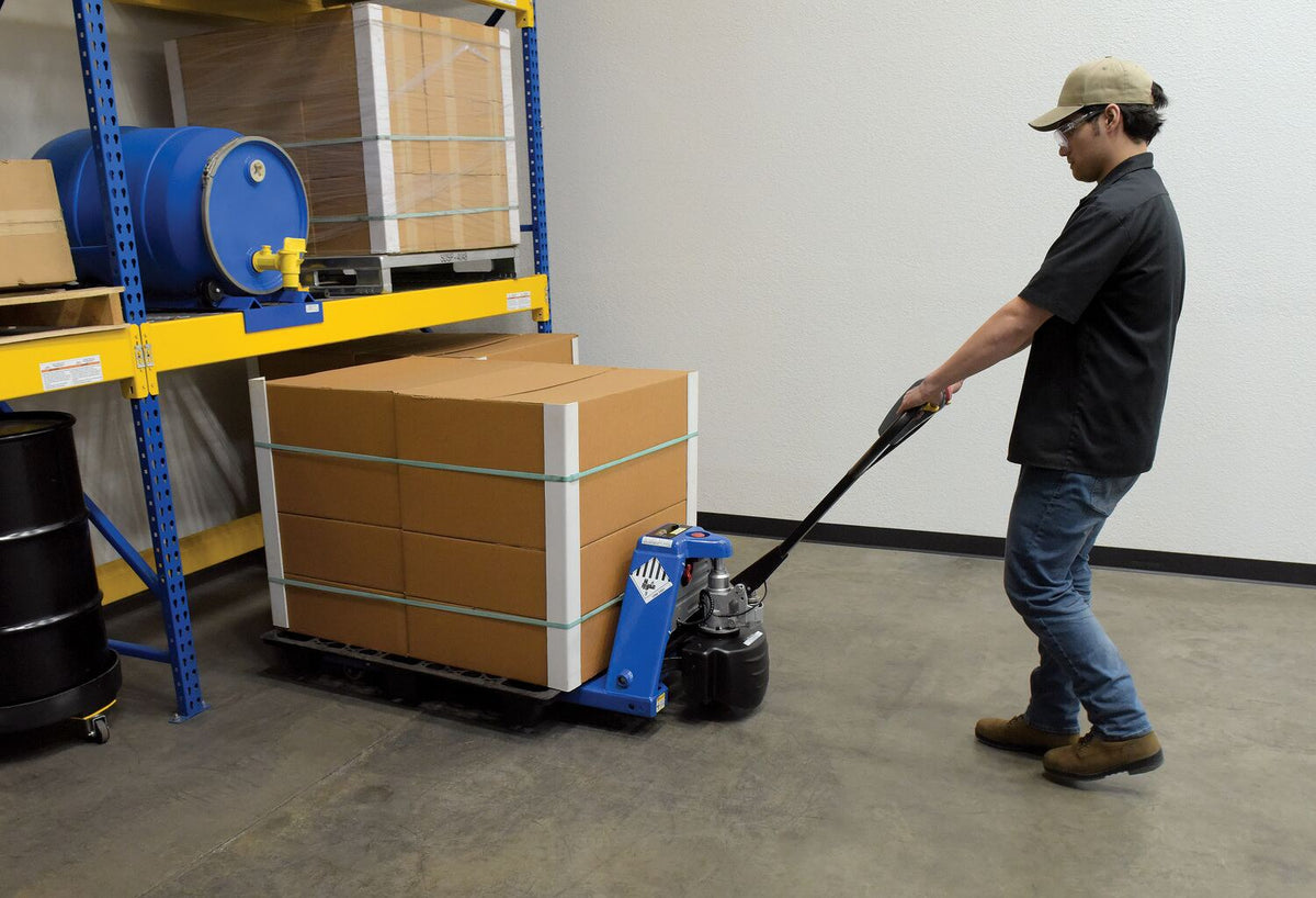 Vestil Manufacturing Corp Economy Semi-Automatic Electric Pallet Trucks– – Now available at MTN Shop US. - imagen 3