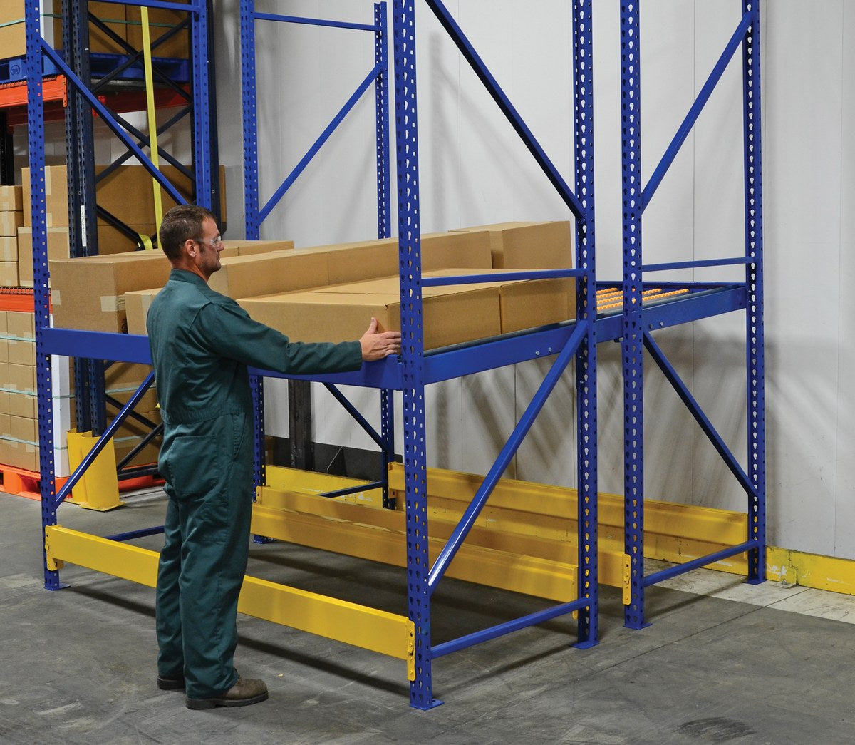Estantes de flujo por gravedad para estanterías para paletas de Vestil Manufacturing Corp– – Ahora disponibles en MTN Shop US. - imagen 3