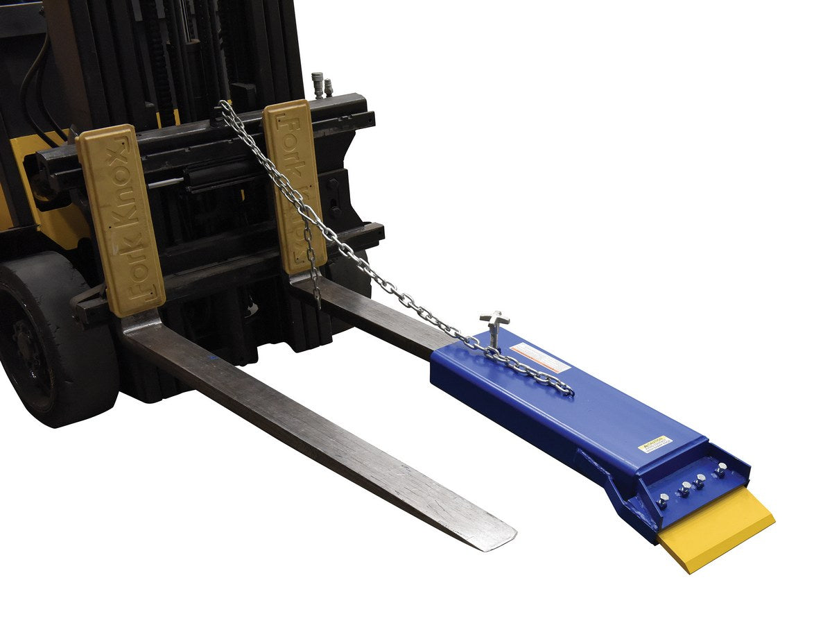 Vestil Manufacturing Corp Fork Truck Floor Scraper– – Now available at MTN Shop US. - imagen 5