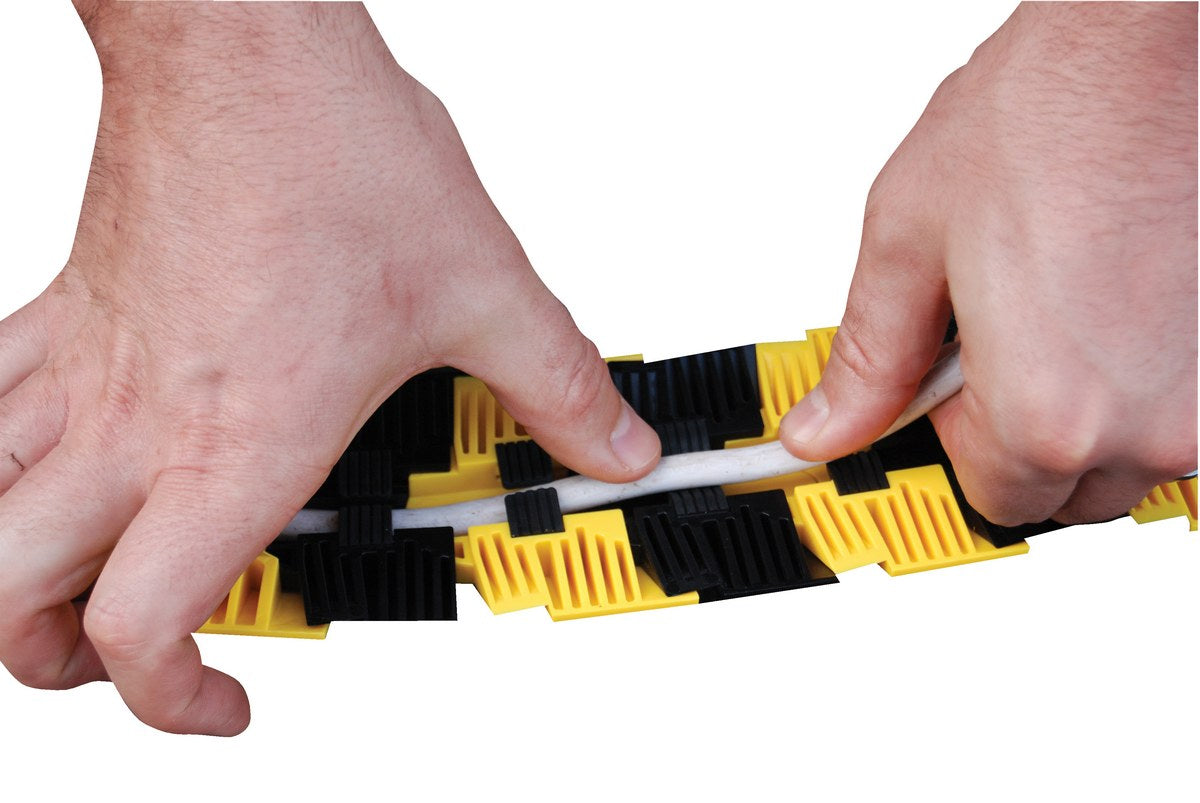 Vestil Manufacturing Corp Sidewinder Cord Protector– – Now available at MTN Shop US. - imagen 4