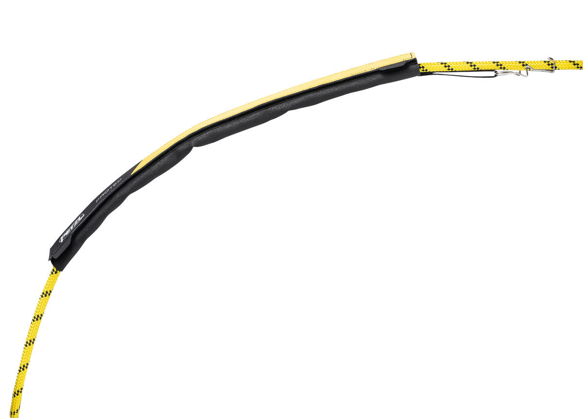 Petzl PROTEC Flexible Protector For Fixed Rope – The Petzl Protec flexible protector protects fixed ropes from tear and wear during rescue work or when working at a height. The Protec built for regular to intensive use and it is durable and simple to install. The majority of ropes for professional use are compatible with the Protec as well as anchor straps. – Now available at MTN Shop US. - imagen 5