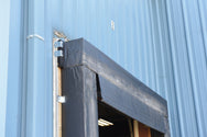 Vestil Manufacturing Corp Dock Seals– – Now available at MTN Shop US. - imagen 4