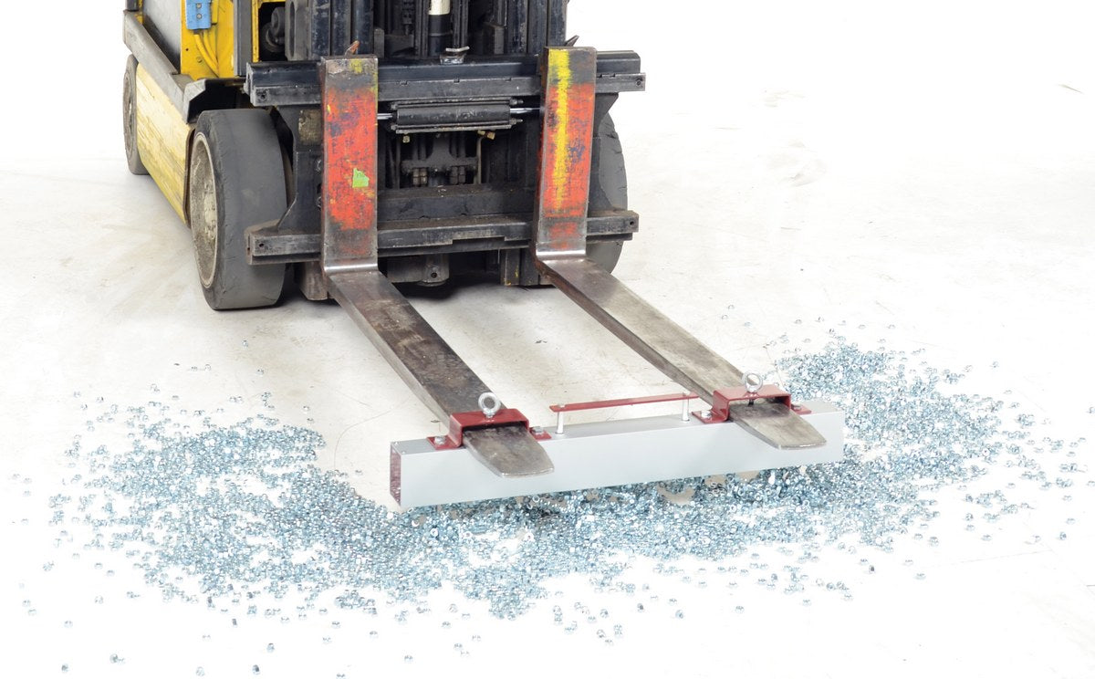 Vestil Manufacturing Corp Hanging Magnetic Sweepers– – Now available at MTN Shop US. - imagen 5
