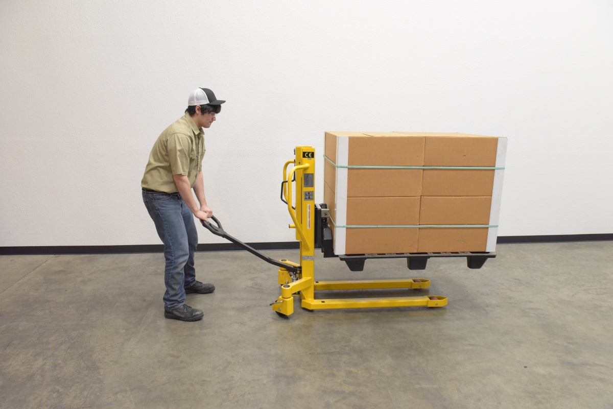 Vestil Manufacturing Corp Lift & Tilt High Lift Pallet Truck– – Now available at MTN Shop US. - imagen 8