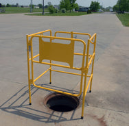 Vestil Manufacturing Corp Manhole Guard Rails– – Now available at MTN Shop US. - imagen 6