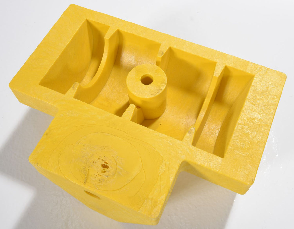 Vestil Manufacturing Corp Modular Guard Curbs– – Now available at MTN Shop US. - imagen 5