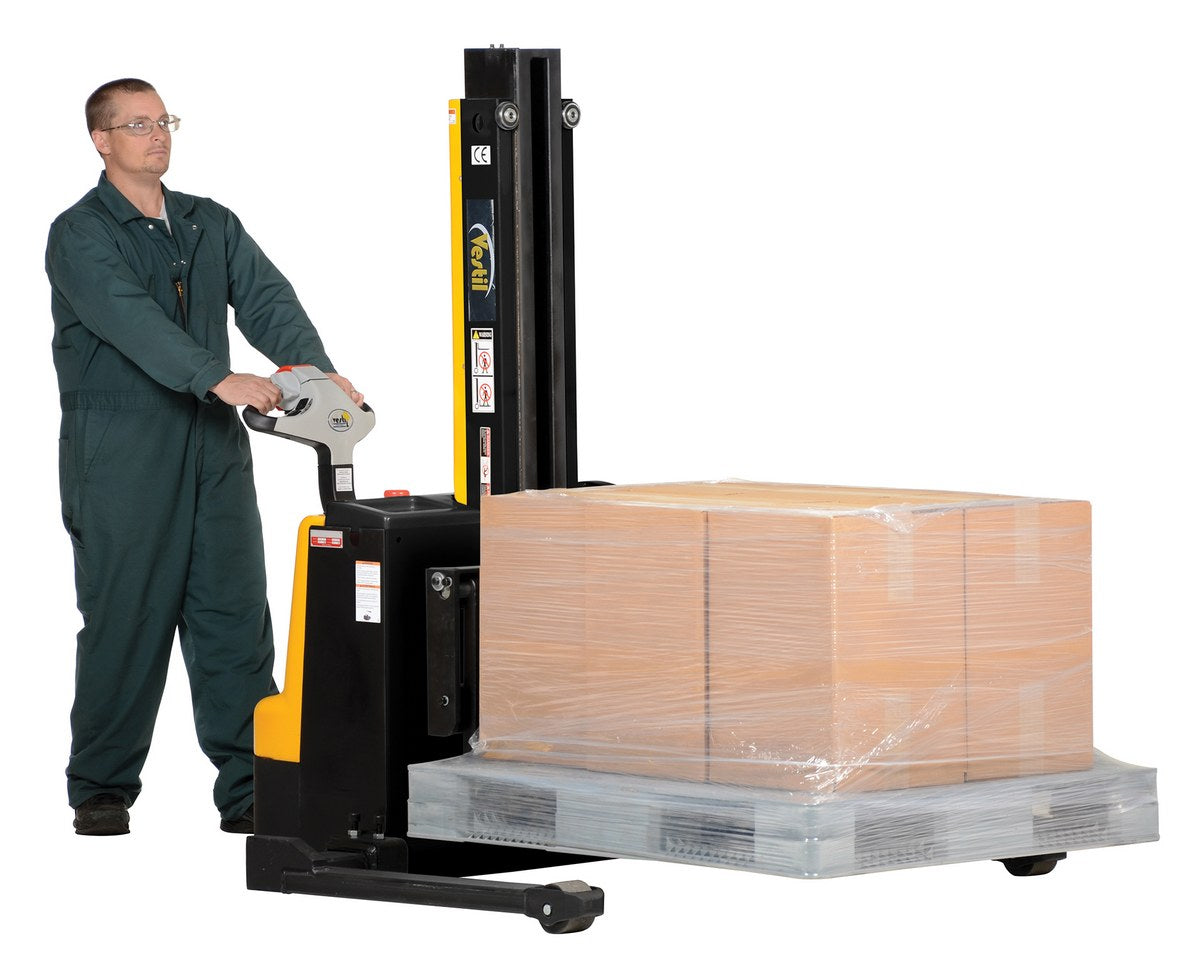 Apiladores de mástil estrecho de Vestil Manufacturing Corp con accionamiento y elevación motorizados: ahora disponibles en MTN Shop US. - imagen 6