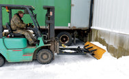 Vestil Manufacturing Corp Fork Mounted Snow Plow Blades– – Now available at MTN Shop US. - imagen 5