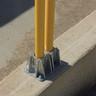 Vestil Manufacturing Corp Steel Safety Railings– – Now available at MTN Shop US. - imagen 4