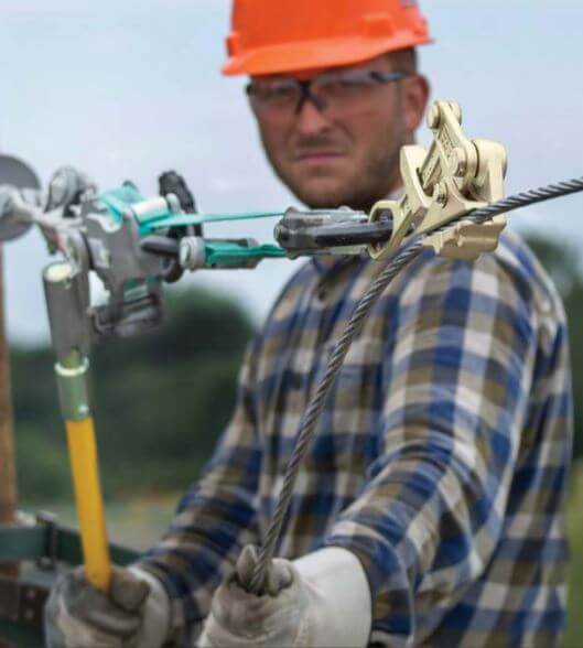 CM Lineman's Wire Grip - Standard Model– Extra large superior grade webbing with double side plate housing design. Positive load holding in all environments. – Now available at MTN Shop US.